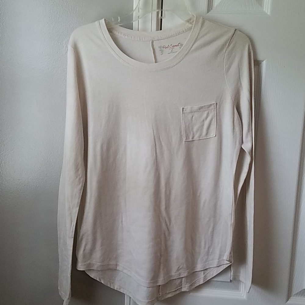 👕5/$25. Red Camel Oatmeal long sleeve pocket